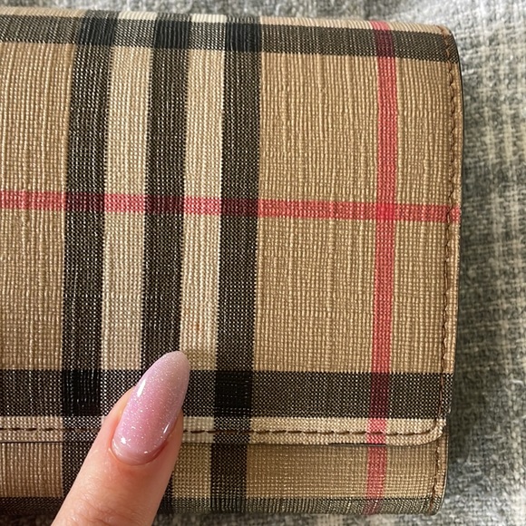 burberry 🧥 long wallet - Picture 6 of 7
